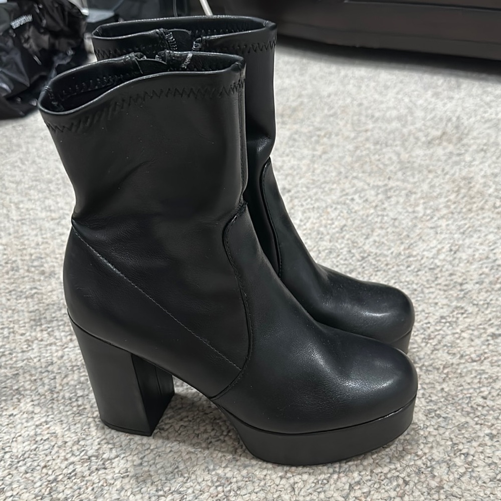 Madden Girl Black Chunky Heeled Boots